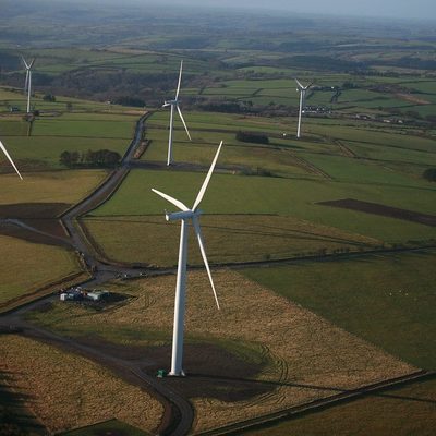 Wind turbines on private farm land, Onshore wind turbines